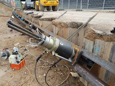 Rental tensioning equipment: CFRP hollow piston cylinders, hydraulic units, force sensors and accessories